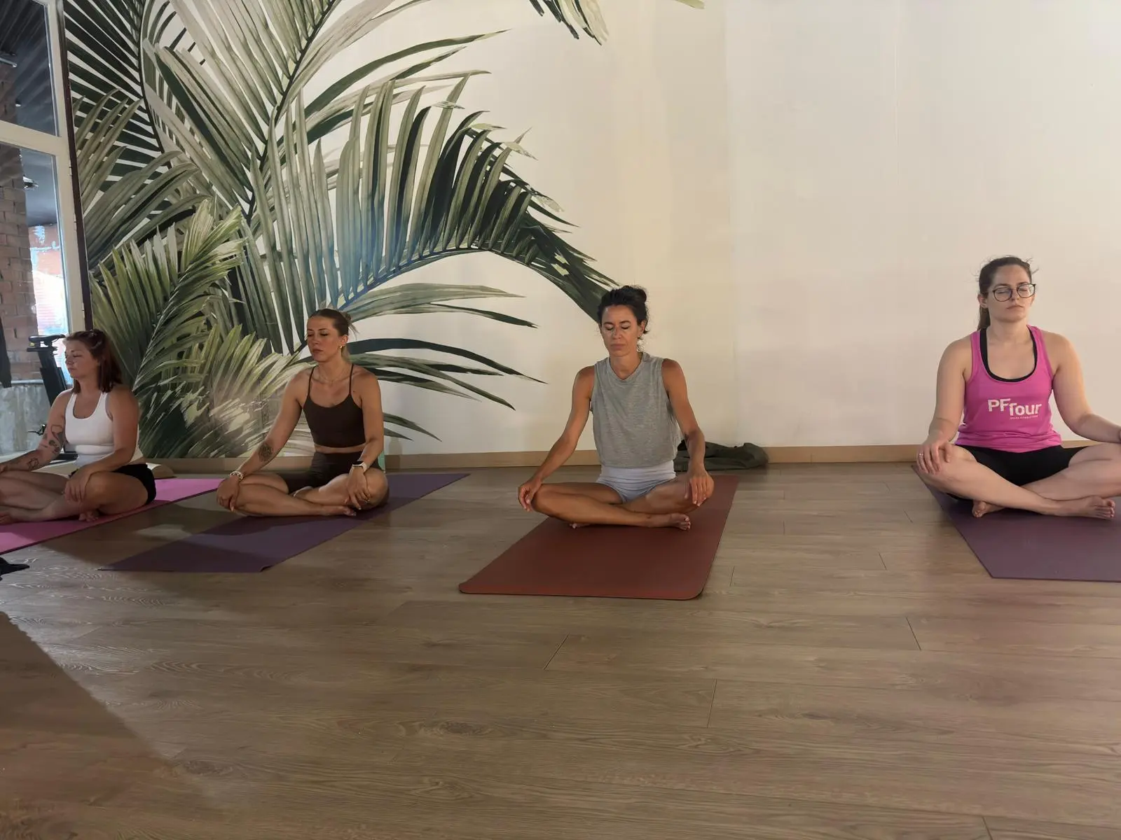 Sesión de yoga en Getafe