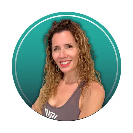 Ana Ortiz, profesora de yoga en INGUZ
