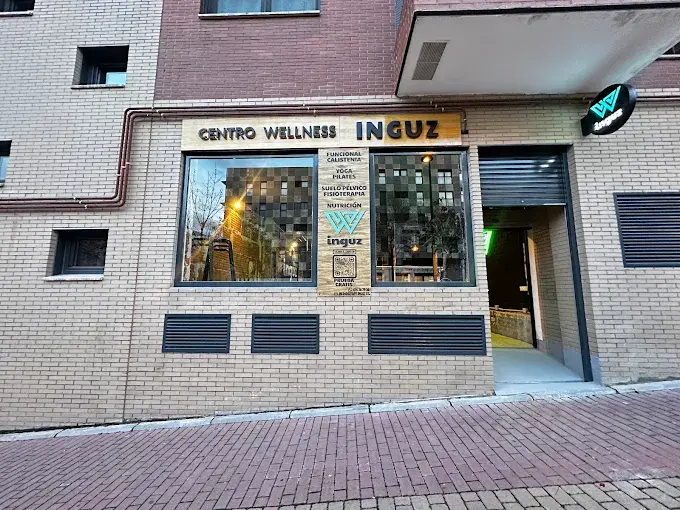 Entrada del Centro Wellness INGUZ en Getafe